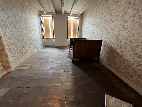 Maison à vendre |  Beauvais-sur-Matha |  5 pièces | 140 m²