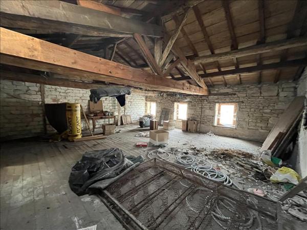 Maison à vendre |  Beauvais-sur-Matha |  5 pièces | 140 m²