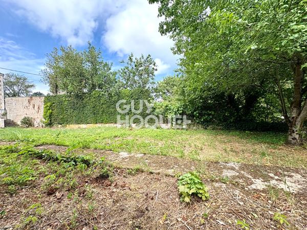 Terrain constructible de 486 m2 proche centre-ville de Poitiers
