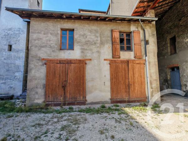 Immeuble à vendre  75 m 2   BELLEY  - 01