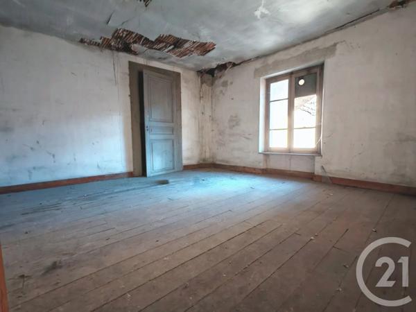 Immeuble à vendre  75 m 2   BELLEY  - 01