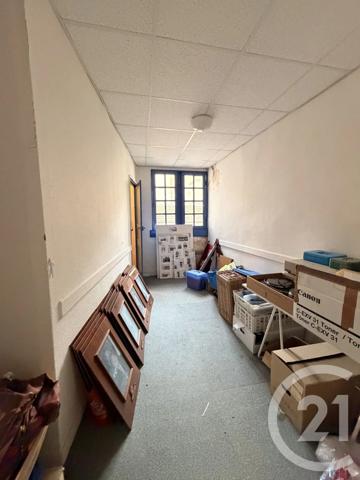 Maison à vendre  4 pièces - 122 m 2   MOULINS  - 03