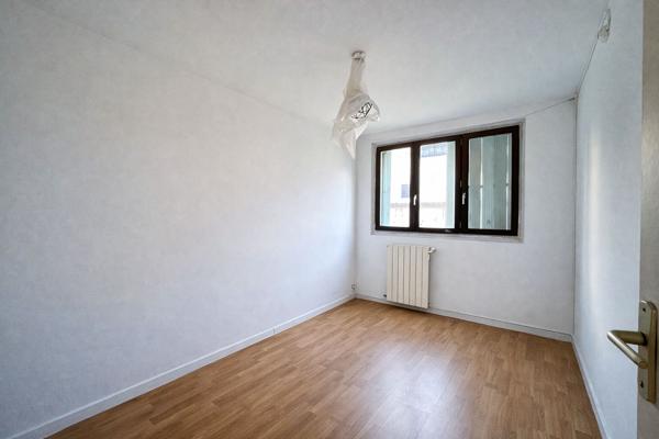 Nanterre - Place du marché - 3 pièces 48 m2