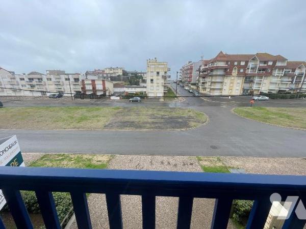 Appartement à vendre à Cucq (62780) en Pas-de-Calais (62)

A VENDRE appartement T2 Au 2ème ét...
