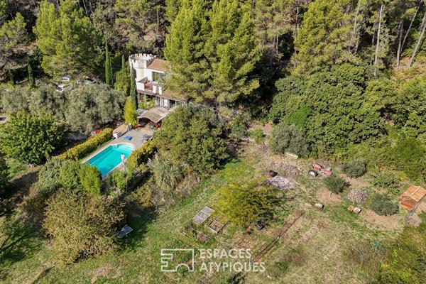 Maison atypique au coeur du parc naturel de la Sainte-Baume
