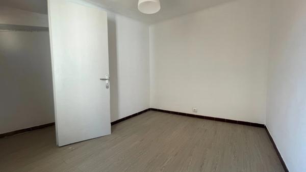 Maison de village à vendre 4 pièces TRETS (13)