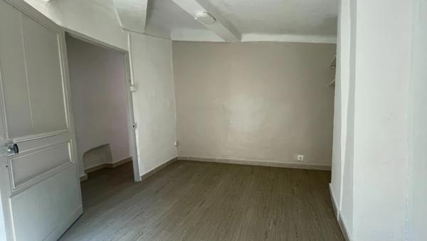 Maison de village à vendre 4 pièces TRETS (13)