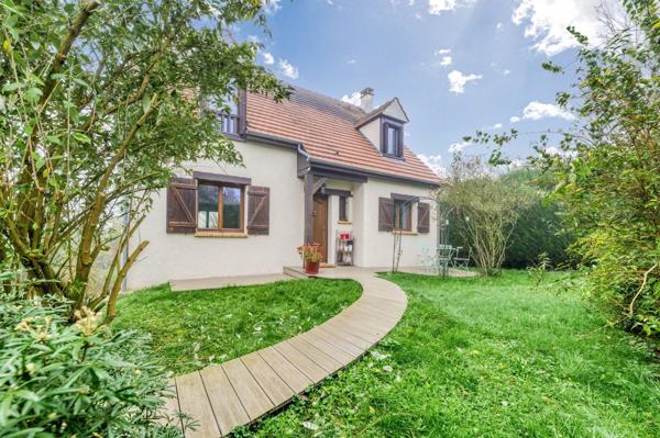 maison 125 m² au calme avec terrasse et jardin,
