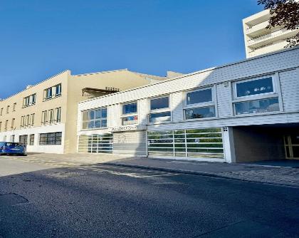 Bâtiment indépendant R+1 d'environ 750m² (Activités & bureaux)