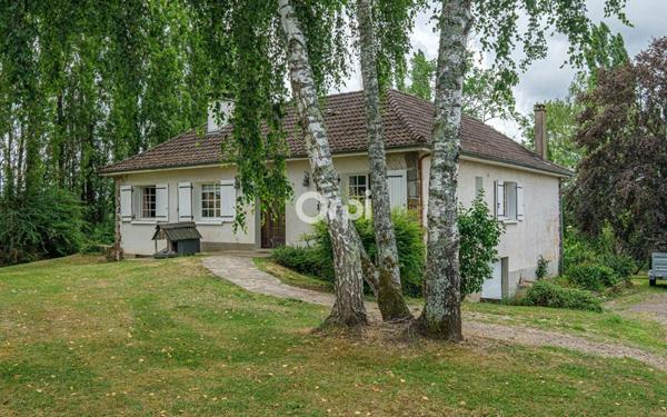 Maison à louer    4 pièces •  Saint-Hilaire-Bonneval