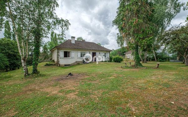 Maison à louer    4 pièces •  Saint-Hilaire-Bonneval