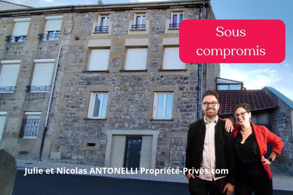 SAINT JUST MALMONT 43240 EN PLEIN CENTRE DU VILLAGE IMMEUBLE composé de trois appartements de 35m2 chacun. TOUS LOUES