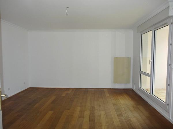 Appartement à louer    3 pièces • 70,63 m2 Saint-Genis-Laval