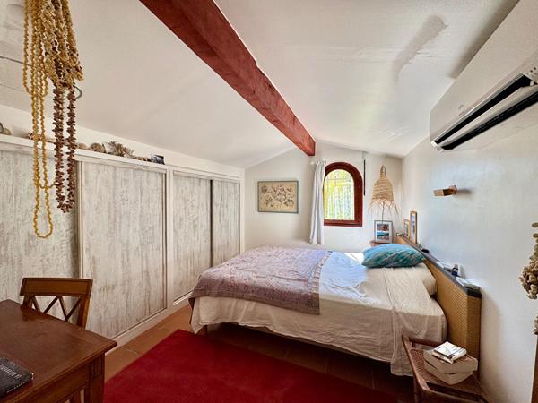 Maison La Cadiere D Azur 3 pièce(s) 86.63 m2