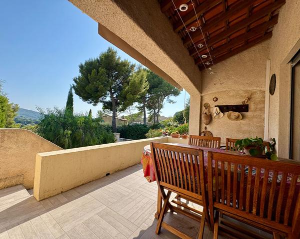 Maison La Cadiere D Azur 3 pièce(s) 86.63 m2