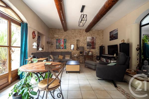 Maison à vendre  13 pièces - 410 m 2   SAUZET  - 26