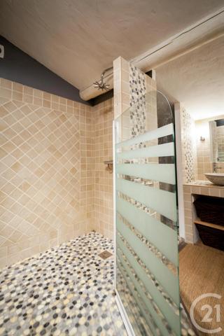 Maison à vendre  13 pièces - 410 m 2   SAUZET  - 26