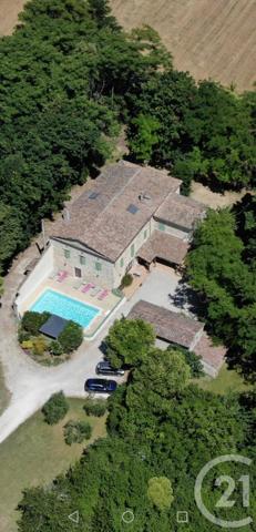 Maison à vendre  13 pièces - 410 m 2   SAUZET  - 26