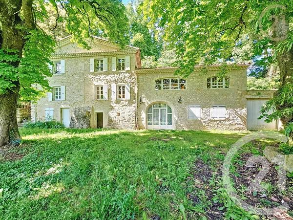 Maison à vendre  13 pièces - 410 m 2   SAUZET  - 26