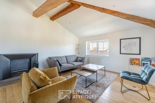 Dernier étage en duplex rénové à Saint Cyr Au Mont d’Or