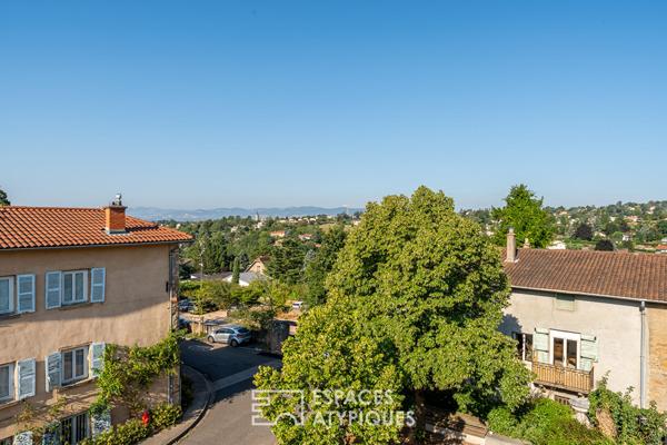 Dernier étage en duplex rénové à Saint Cyr Au Mont d’Or