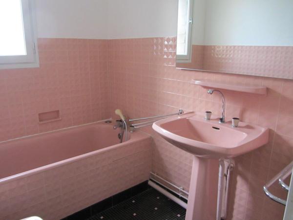 Appartement * 3 Pièces * 64 M² * 15200 Mauriac * 490  € * 100  € * 590  €