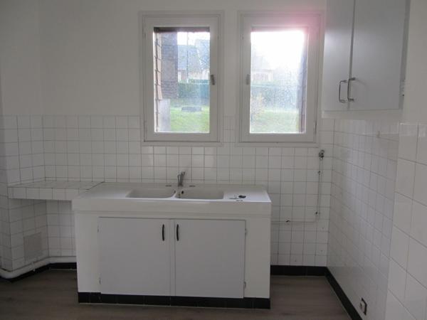 Appartement * 3 Pièces * 64 M² * 15200 Mauriac * 490  € * 100  € * 590  €