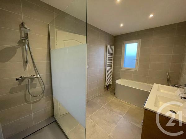 Maison à vendre  6 pièces - 150,57 m 2   ST GENEST MALIFAUX  - 42
