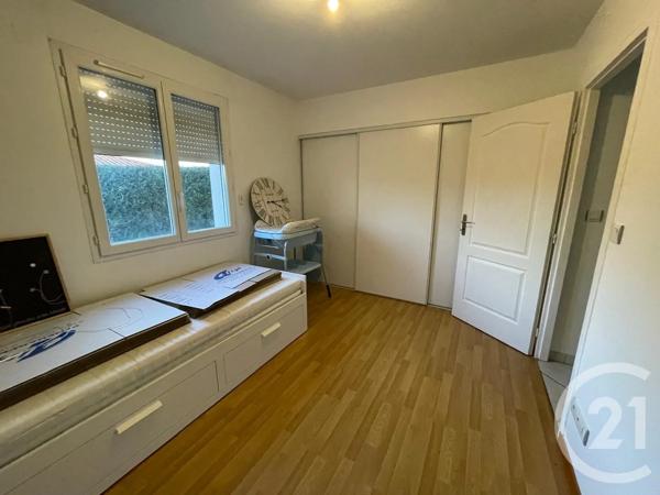 Maison à vendre  6 pièces - 150,57 m 2   ST GENEST MALIFAUX  - 42