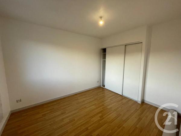 Maison à vendre  6 pièces - 150,57 m 2   ST GENEST MALIFAUX  - 42