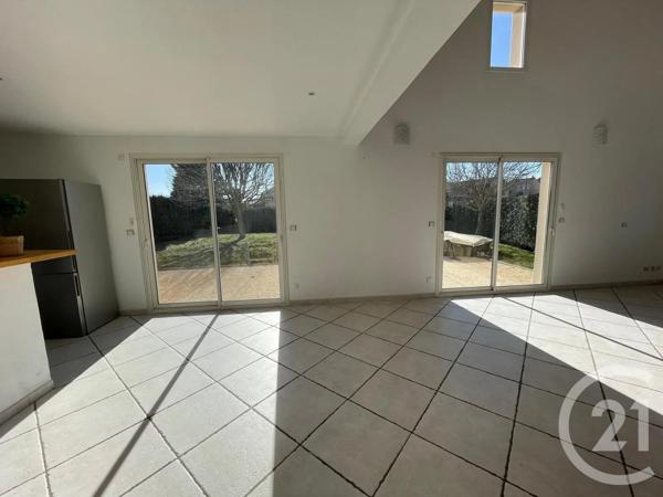 Maison à vendre  6 pièces - 150,57 m 2   ST GENEST MALIFAUX  - 42