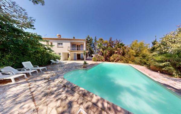 Vente Maison Maison familiale avec piscine à rafraîchir Beziers