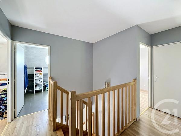 Maison à vendre  6 pièces - 123 m 2   CHASSE SUR RHONE  - 38
