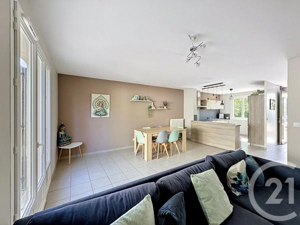 Maison à vendre  6 pièces - 123 m 2   CHASSE SUR RHONE  - 38