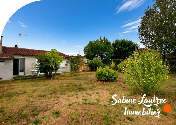 Maison de plain-pied au calme – Jardin arboré sans vis-à-vis – Proche centre-ville