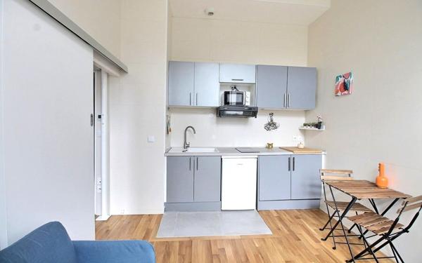 Appartement à vendre    2 pièces • 33,02 m2 Paris 13