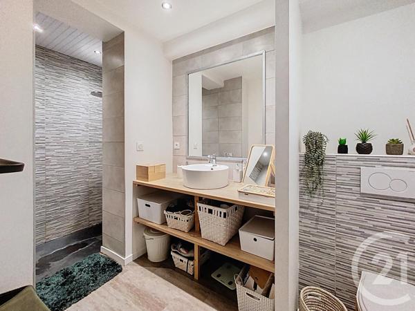 Appartement T3 à vendre  4 pièces - 119,66 m2 LE PUY EN VELAY - 43