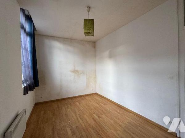 A SAISIR IDÉAL INVESTISSEUR

Dans une copropriété de 7 lots  située proche du centre ville et...