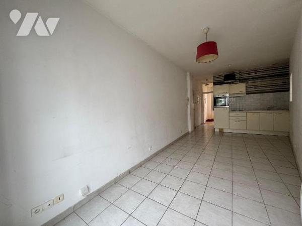 A SAISIR IDÉAL INVESTISSEUR

Dans une copropriété de 7 lots  située proche du centre ville et...