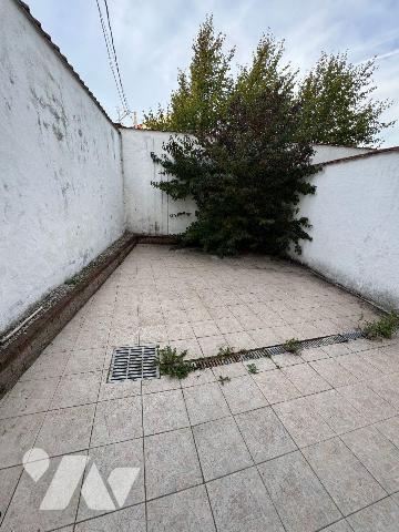 A SAISIR IDÉAL INVESTISSEUR

Dans une copropriété de 7 lots  située proche du centre ville et...