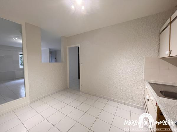 Vente DUPLEX en résidence sécurisée - 78m² - 3 pièces - COGNAC proche de la Place François 1er