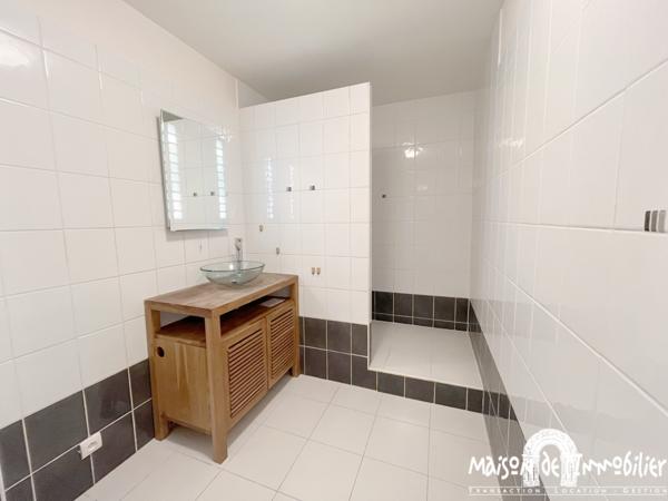 Vente DUPLEX en résidence sécurisée - 78m² - 3 pièces - COGNAC proche de la Place François 1er