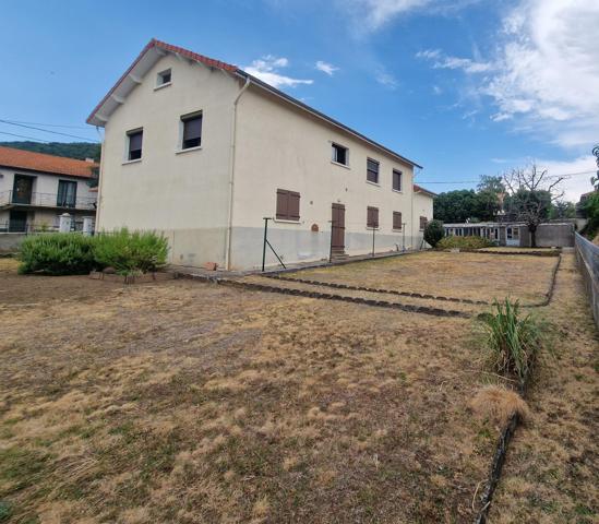 Volvic Maison de 138 m² avec jardin, double garage