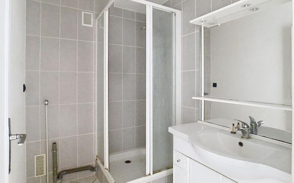 Appartement à vendre    3 pièces • 53,11 m2 Issy-les-Moulineaux