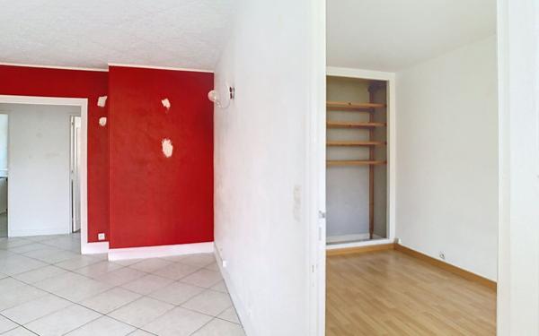 Appartement à vendre    3 pièces • 53,11 m2 Issy-les-Moulineaux