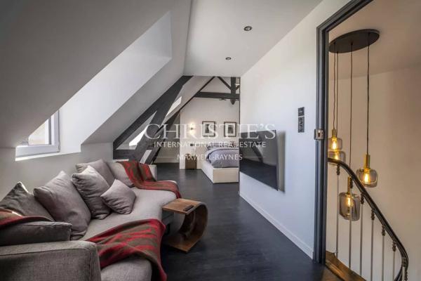 Superbe château rénové près de Saintes