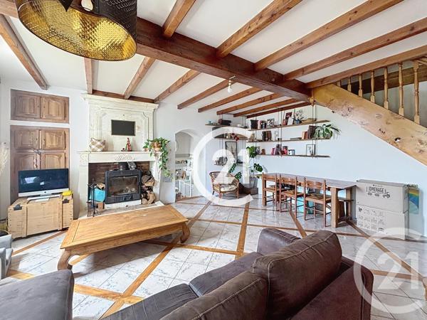 Maison à vendre  4 pièces - 147 m2 CHERVES RICHEMONT - 16