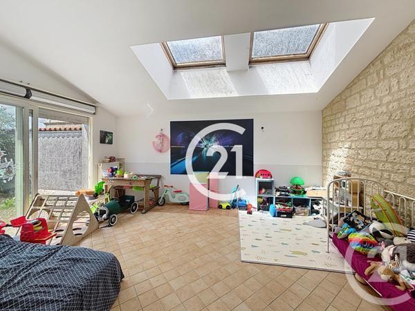 Maison à vendre  4 pièces - 147 m2 CHERVES RICHEMONT - 16