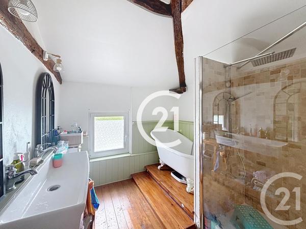 Maison à vendre  4 pièces - 147 m2 CHERVES RICHEMONT - 16