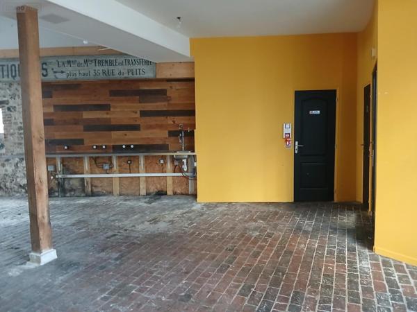 Local commercial à louer à Honfleur dans le Calvados (14600), ref : LO714